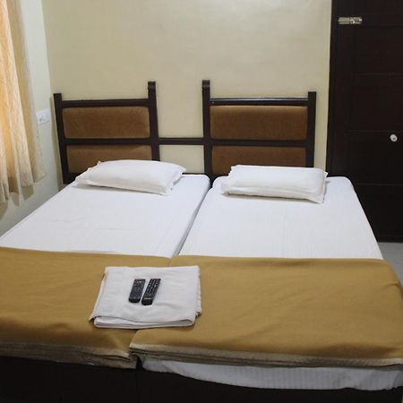 Anna Hotel Thiruvananthapuram Eksteriør bilde