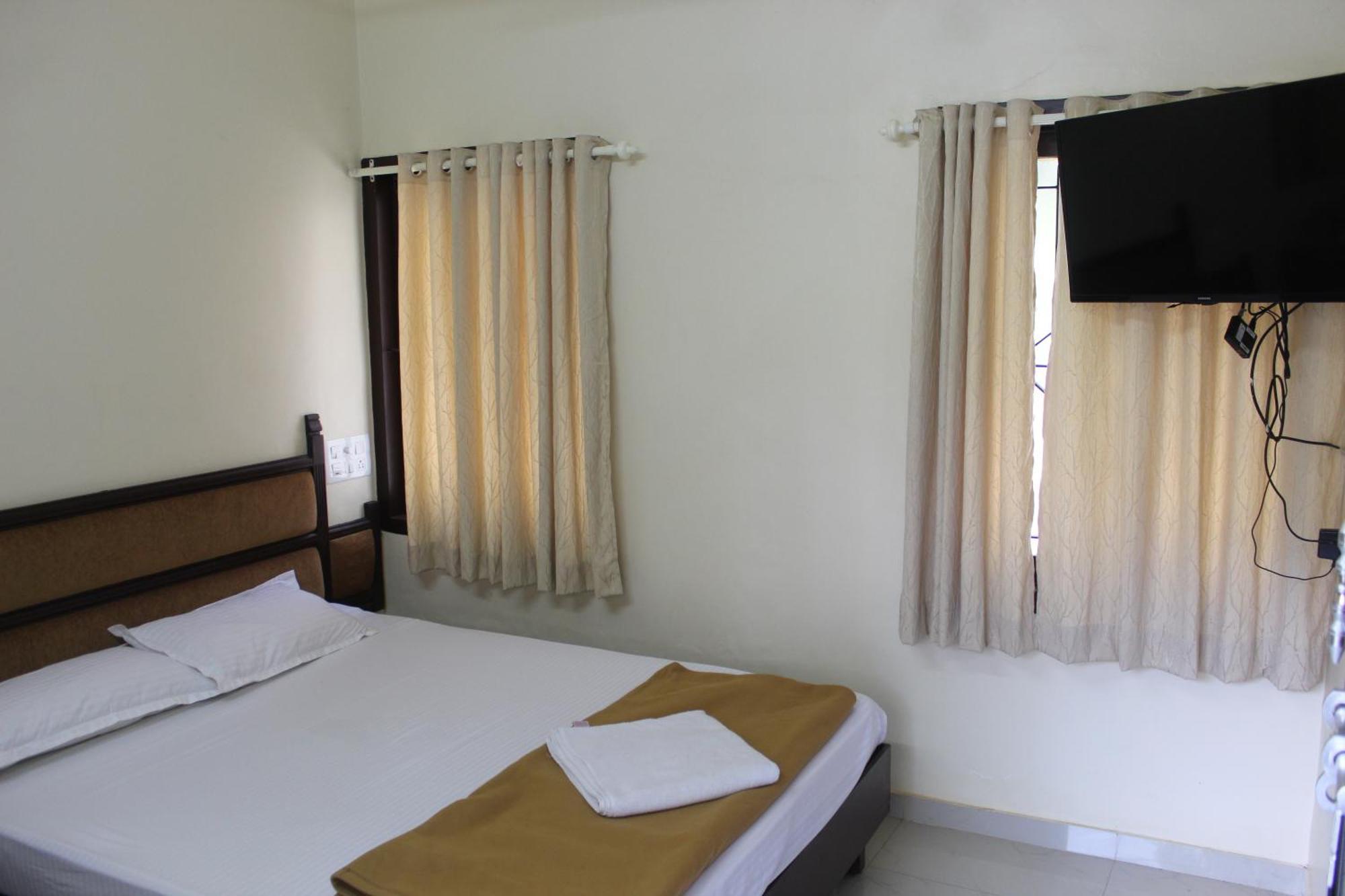 Anna Hotel Thiruvananthapuram Eksteriør bilde