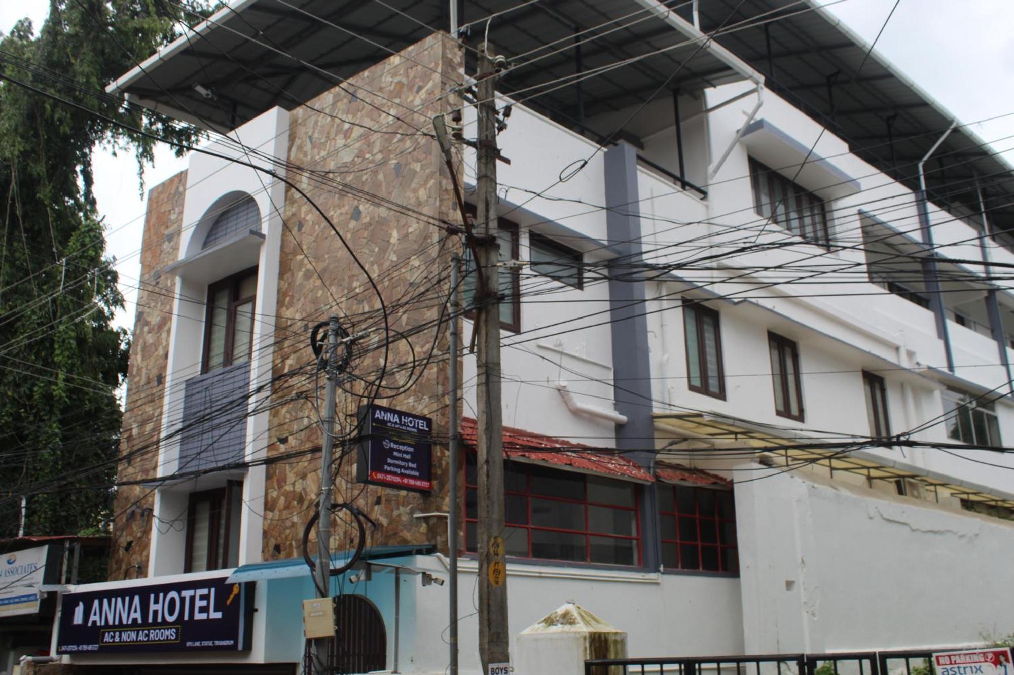 Anna Hotel Thiruvananthapuram Eksteriør bilde
