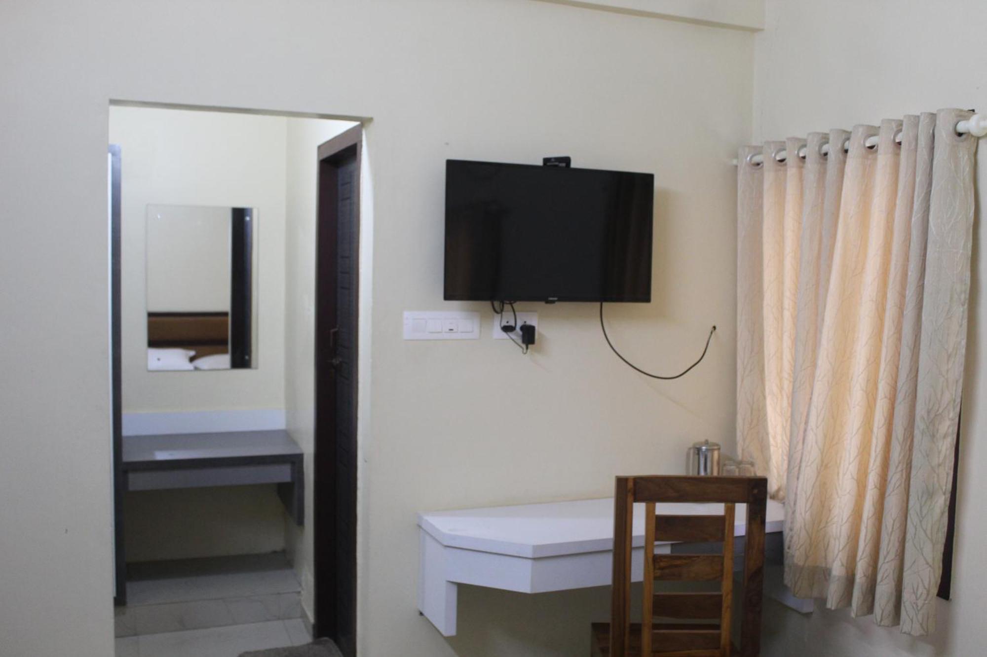 Anna Hotel Thiruvananthapuram Eksteriør bilde
