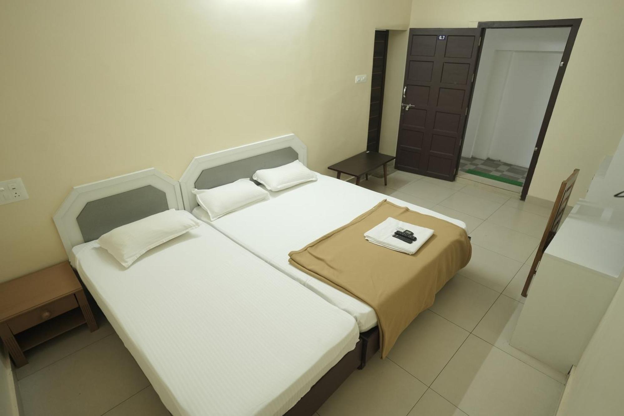 Anna Hotel Thiruvananthapuram Eksteriør bilde